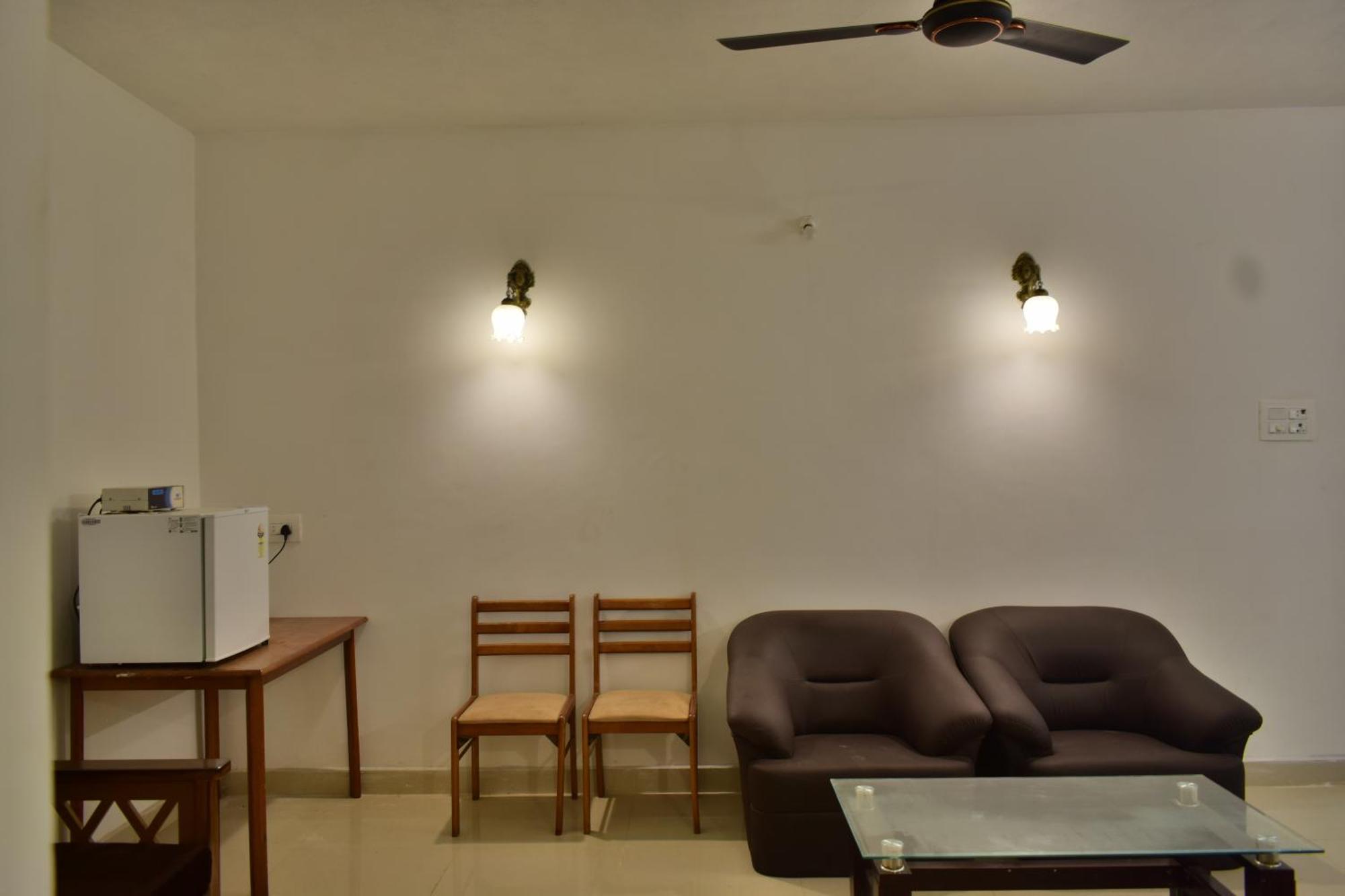 Silent Waters Resorts Yelagiri Buitenkant foto