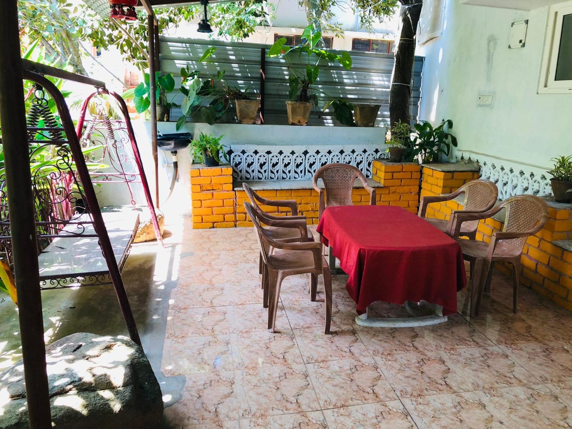 Silent Waters Resorts Yelagiri Buitenkant foto